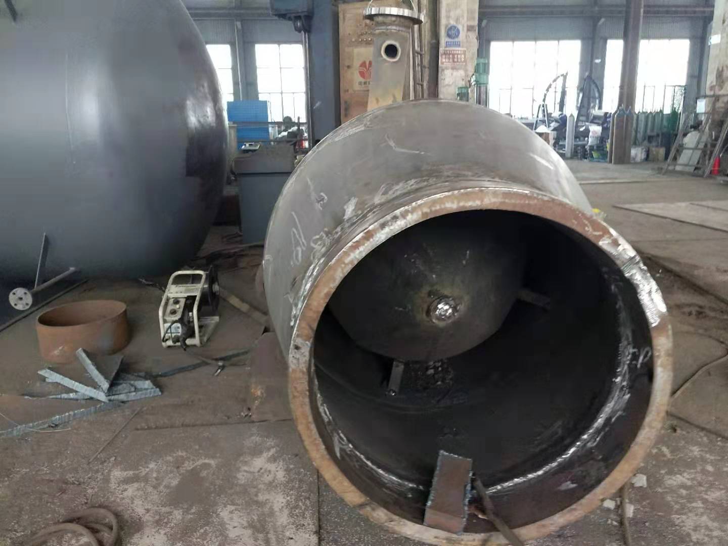 集粒器屬于吹管消聲器匹配設備，集粒器也被稱為集渣器。